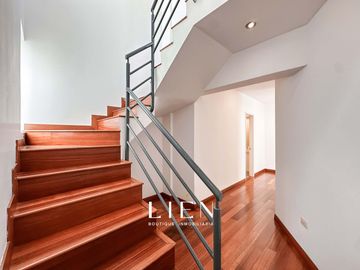 Duplex Penthouse frente a Parque Privado con Terraza y Balcón