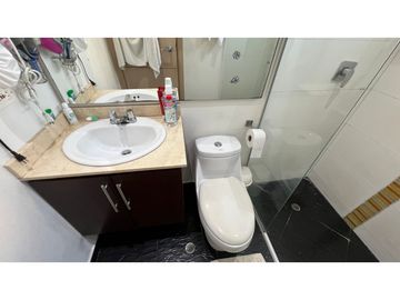 SE VENDE AMPLIO APARTAMENTO VILLA SANTOS