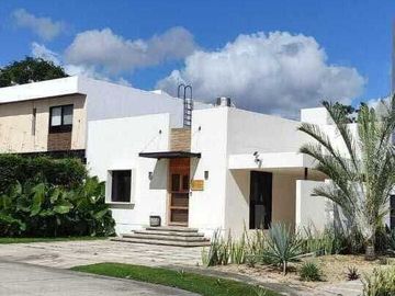 Casa de una planta en Parque Natura