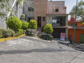 Casa en Venta en Lomas de las Aguilas