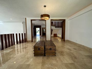 CASA EN VENTA MODERNA, EXCLUSIVO COTO SAN MIGUEL DE LA CAÑADA, ZAPOPAN, JAL.