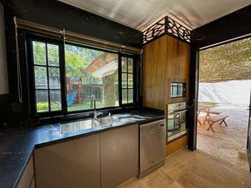 CASA EN VENTA MODERNA, EXCLUSIVO COTO SAN MIGUEL DE LA CAÑADA, ZAPOPAN, JAL.