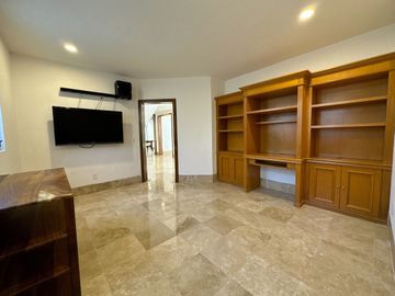 CASA EN VENTA MODERNA, EXCLUSIVO COTO SAN MIGUEL DE LA CAÑADA, ZAPOPAN, JAL.