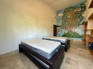 CASA EN VENTA MODERNA, EXCLUSIVO COTO SAN MIGUEL DE LA CAÑADA, ZAPOPAN, JAL.