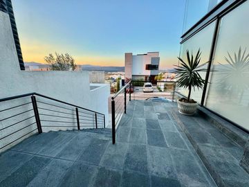 Casa en Venta en Fraccionamiento cumbres del lago Juriquilla