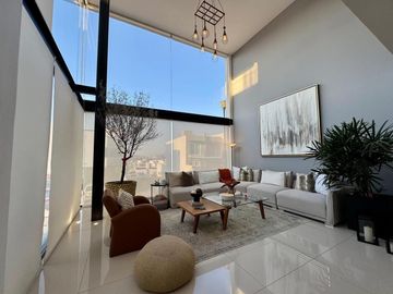 Casa en Venta en Fraccionamiento cumbres del lago Juriquilla
