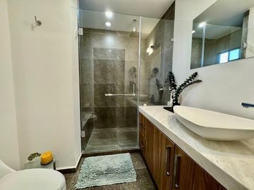Casa en Venta en Fraccionamiento cumbres del lago Juriquilla