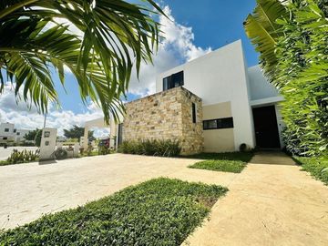 Casa en venta | ALEZA CONKAL | ENTREGA INMEDIATA |