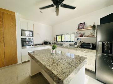 Casa en venta | ALEZA CONKAL | ENTREGA INMEDIATA |