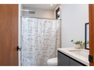 Lumbisi, Casa en Venta, 311m2, 3 Habitaciones, patio 160