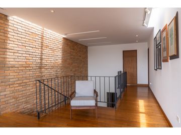 Lumbisi, Casa en Venta, 311m2, 3 Habitaciones, patio 160