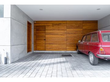 Lumbisi, Casa en Venta, 311m2, 3 Habitaciones, patio 160