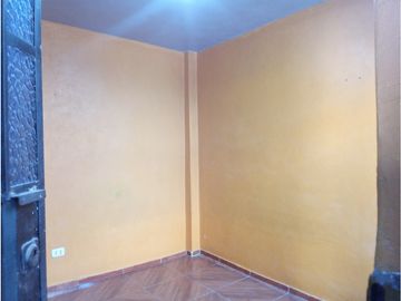 Se vende casa 5 pisos AC 495 m2 San Luis