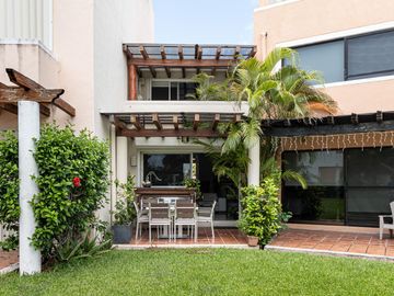 Casa en Venta en Isla Hechizada, Isla Dorada