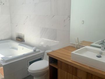 VENTA CASA CALIMAYA