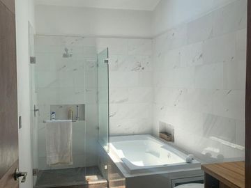 VENTA CASA CALIMAYA
