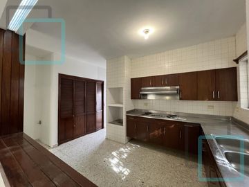 CASA EN VENTA VISTA HERMOSA ZONA MONTERREY