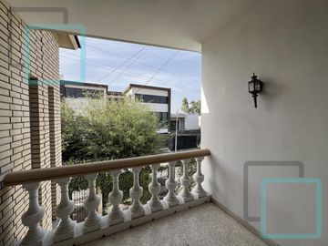 CASA EN VENTA VISTA HERMOSA ZONA MONTERREY