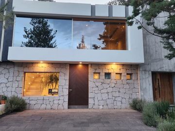 Casa en Venta en Altozano Fraccionamiento privado