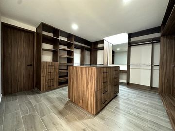 Casa en venta en Lomas de Angelópolis Cascatta
