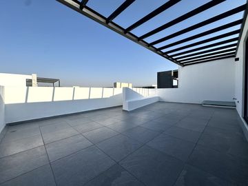 Casa en venta en Lomas de Angelópolis Cascatta