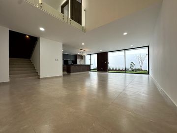 Casa en venta en Lomas de Angelópolis Cascatta
