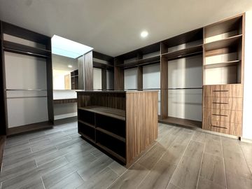 Casa en venta en Lomas de Angelópolis Cascatta