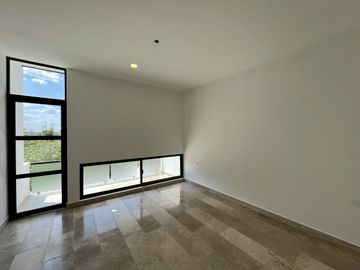 CASA VENTA MÉRIDA, CERCA CITY CENTER, SANTA GERTRUDIS COPO, ENTREGA INMEDIATA.