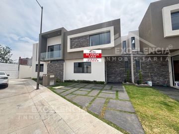✨ Residencia en Venta Cluster Residencial Bugambilias prototipo Violeta✨