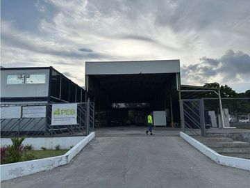 SE VENDE / ALQUILA GALERA EN LAS MAÑANITAS - 6926RC