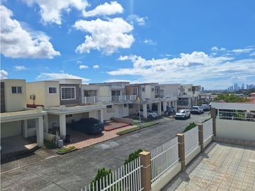 Venta de Casa esquinera de 310 mts en Brisas del Golf/ Brisas Point