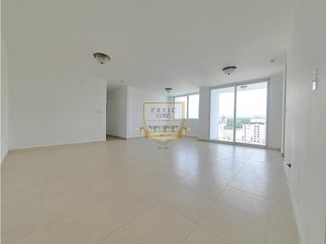 Vendo amplio apartamento en El Cangrejo 3 Recámaras