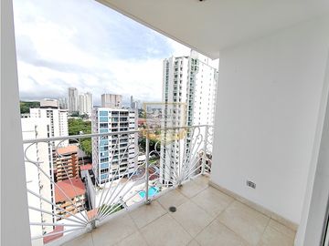 Vendo amplio apartamento en El Cangrejo 3 Recámaras