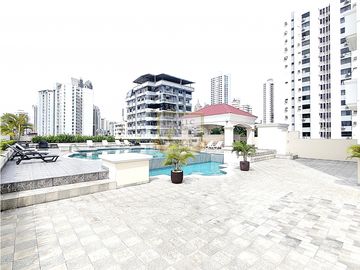 Vendo amplio apartamento en El Cangrejo 3 Recámaras