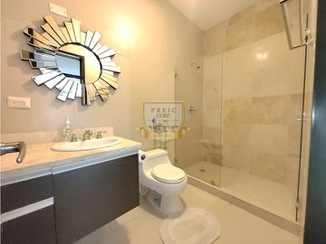 Vendo apartamento con excelente vista al Mar Ave Balboa JC