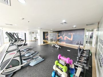 Vendo apartamento con excelente vista al Mar Ave Balboa JC