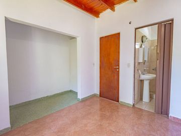 VENTA 2 CASAS en un mismo terreno 
