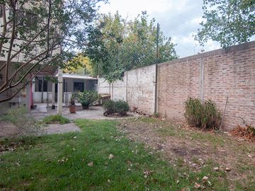 VENTA 2 CASAS en un mismo terreno 