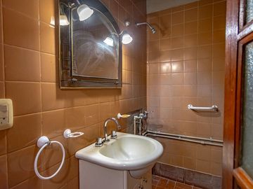 VENTA 2 CASAS en un mismo terreno 