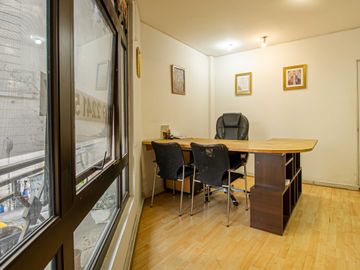Oficina en venta en SANTIAGO