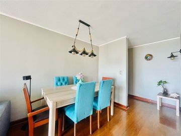 Departamento en Venta en Oportunidad!! Calle Los Alerces con Los 3 Antonios. Vista Panorámica y Despejada