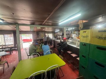 Local Comercial en Venta en Avenida Teniente Cruz con Avenida General Oscar Bonilla