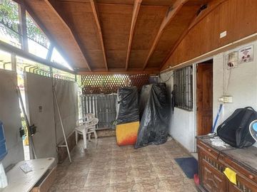 Local Comercial en Venta en Avenida Teniente Cruz con Avenida General Oscar Bonilla