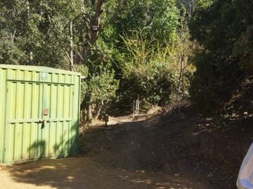 VENTA HERMOSA CASA UBICADA EN ALTOS DE MIRAFLORES, CURACAVI