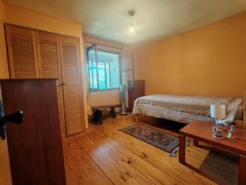VENTA HERMOSA CASA UBICADA EN ALTOS DE MIRAFLORES, CURACAVI