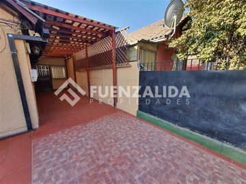 Casa en Venta en Rojas Magallanes