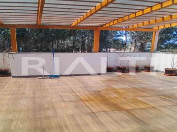 Se vende casa moderna, en conjunto privado