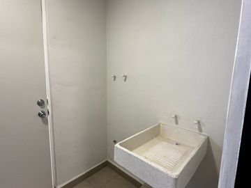 Venta de Casa Nueva en Evania Residencial, Guadalupe