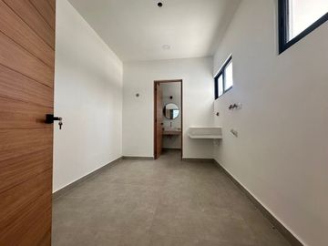 CASA EN VENTA PASEOS COUNTRY, Prida la Norte de la Ciudad de Mérida, Yucatán
