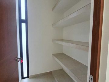 CASA EN VENTA 2 PLANTA EN PRIVADA EN PARQUE NATURA CHOLUL